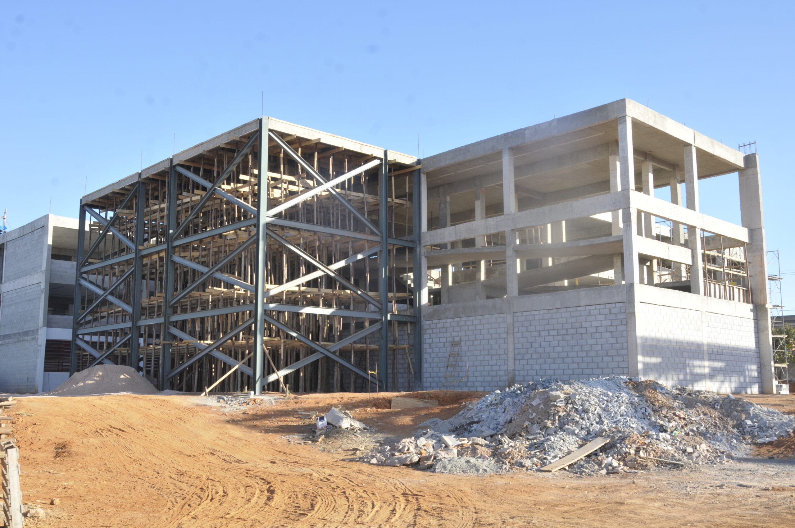 A construção da Escola Classe 203, do Setor Del Lago, assegurará 800 vagas para alunos do 1º ao 5º ano