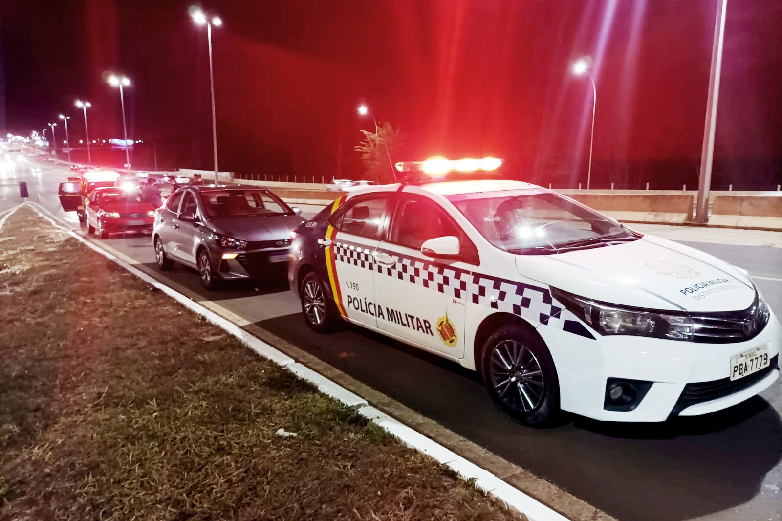 Veículos apreendidos por transporte irregular no Aeroporto de Brasília |  Agência Brasília