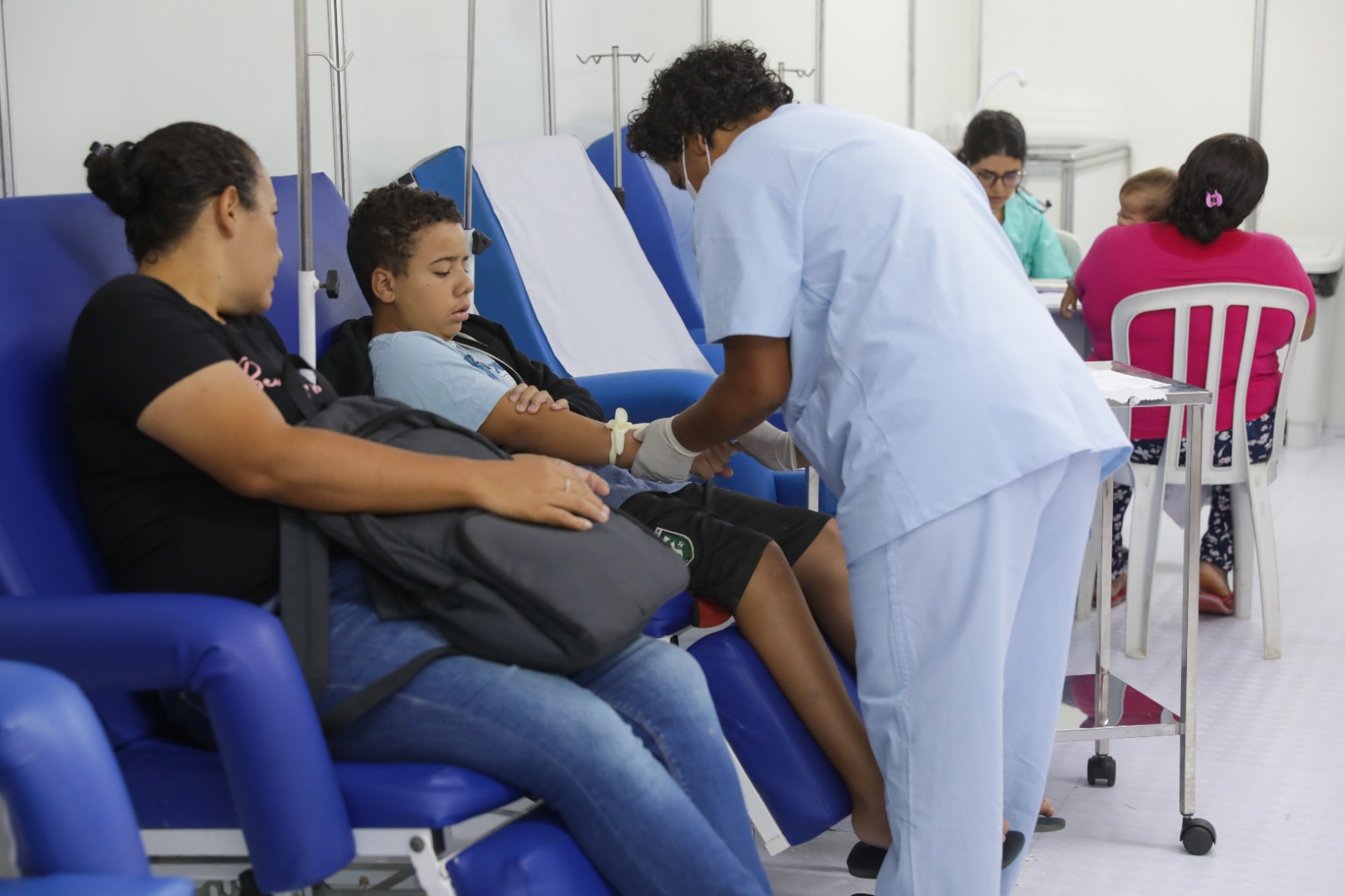 Plano Piloto recebe tenda de acolhimento a pacientes com dengue nesta sexta (26)