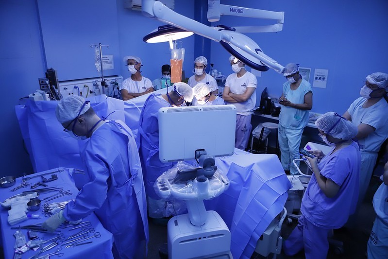 Saúde contrata R$ 14,1 milhões em serviços de anestesia