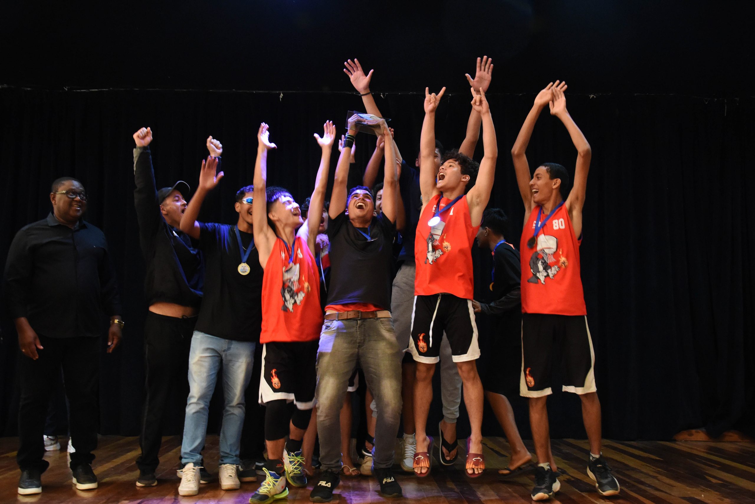 Em Samambaia, premiação da etapa regional dos Jogos Escolares celebra espírito esportivo