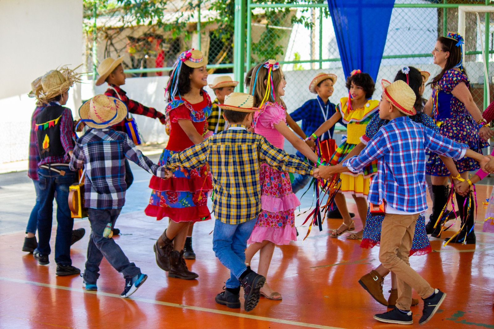 Festas juninas das escolas públicas prometem danças, comidas típicas e brincadeiras
