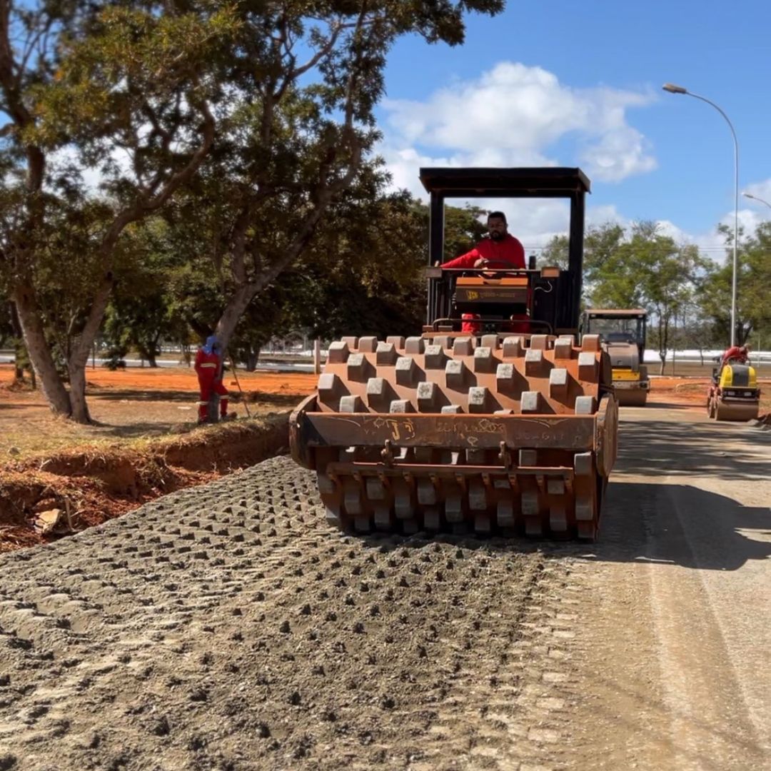 Corredor da Rodoviária da Asa Sul é preparado para receber pavimento de concreto