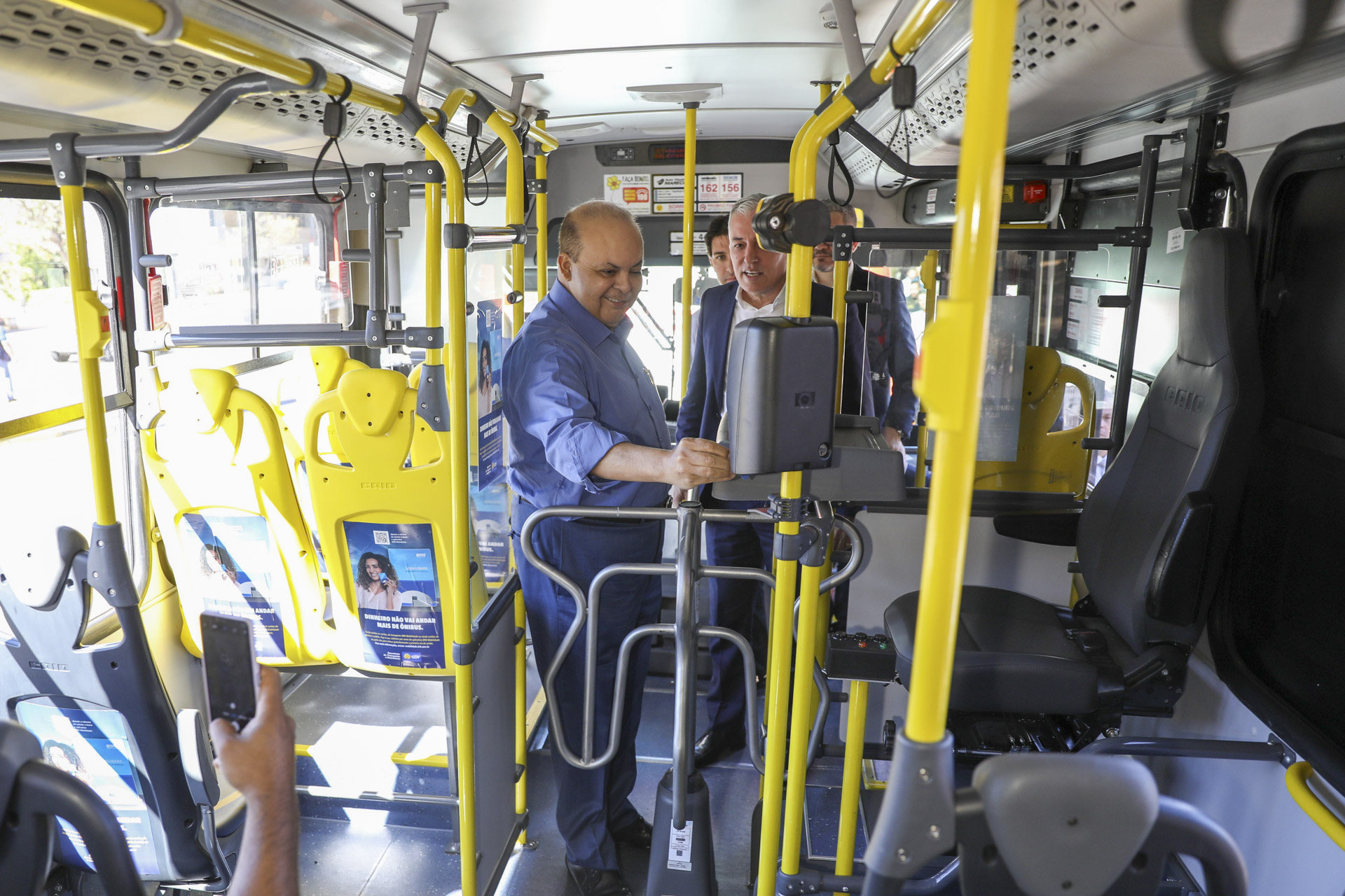 DF ganha 78 novos ônibus equipados com ar-condicionado e se aproxima de renovação completa da frota