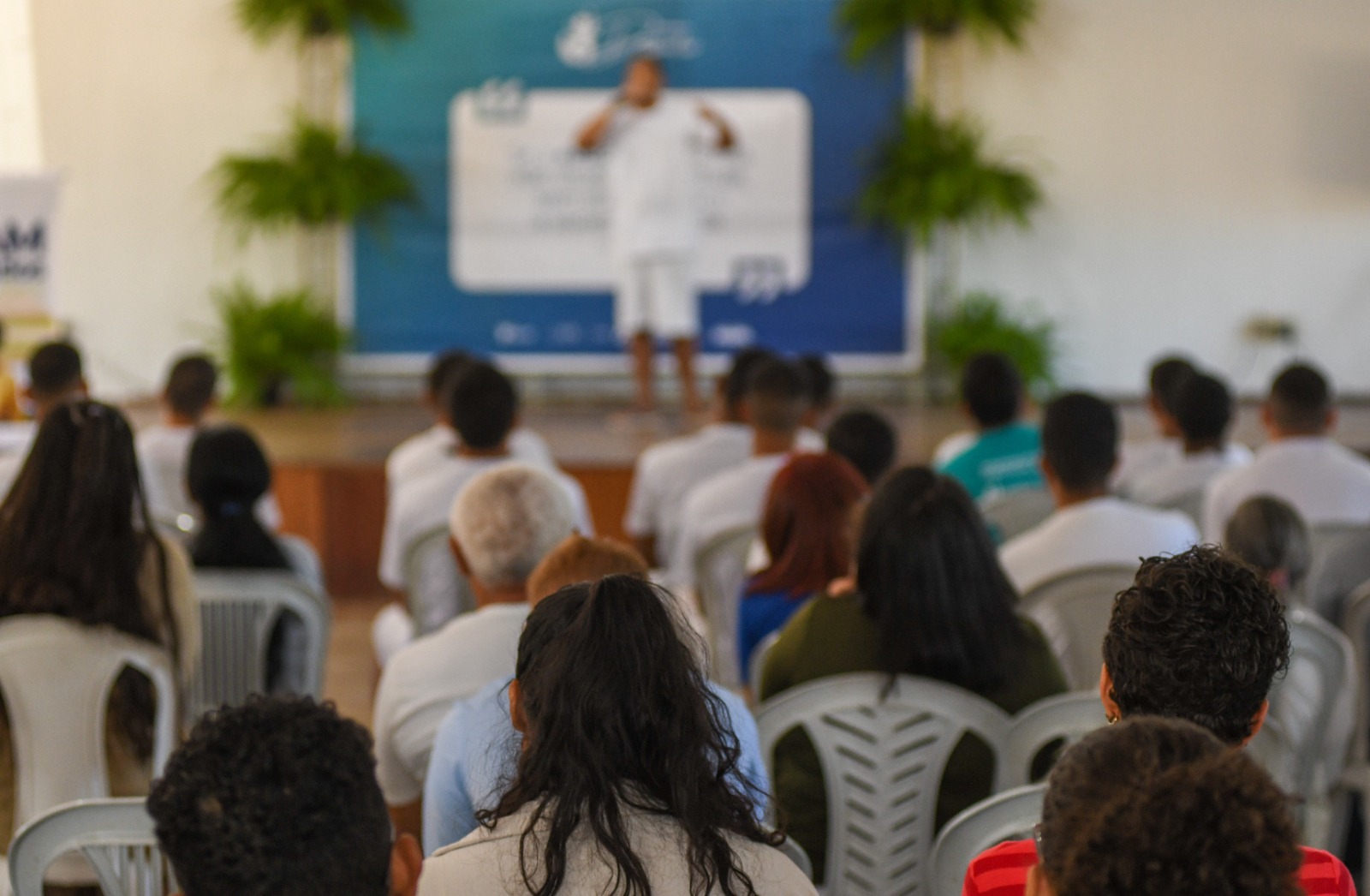 Após oficinas profissionalizantes, socioeducandos do Projeto Despertar se formam