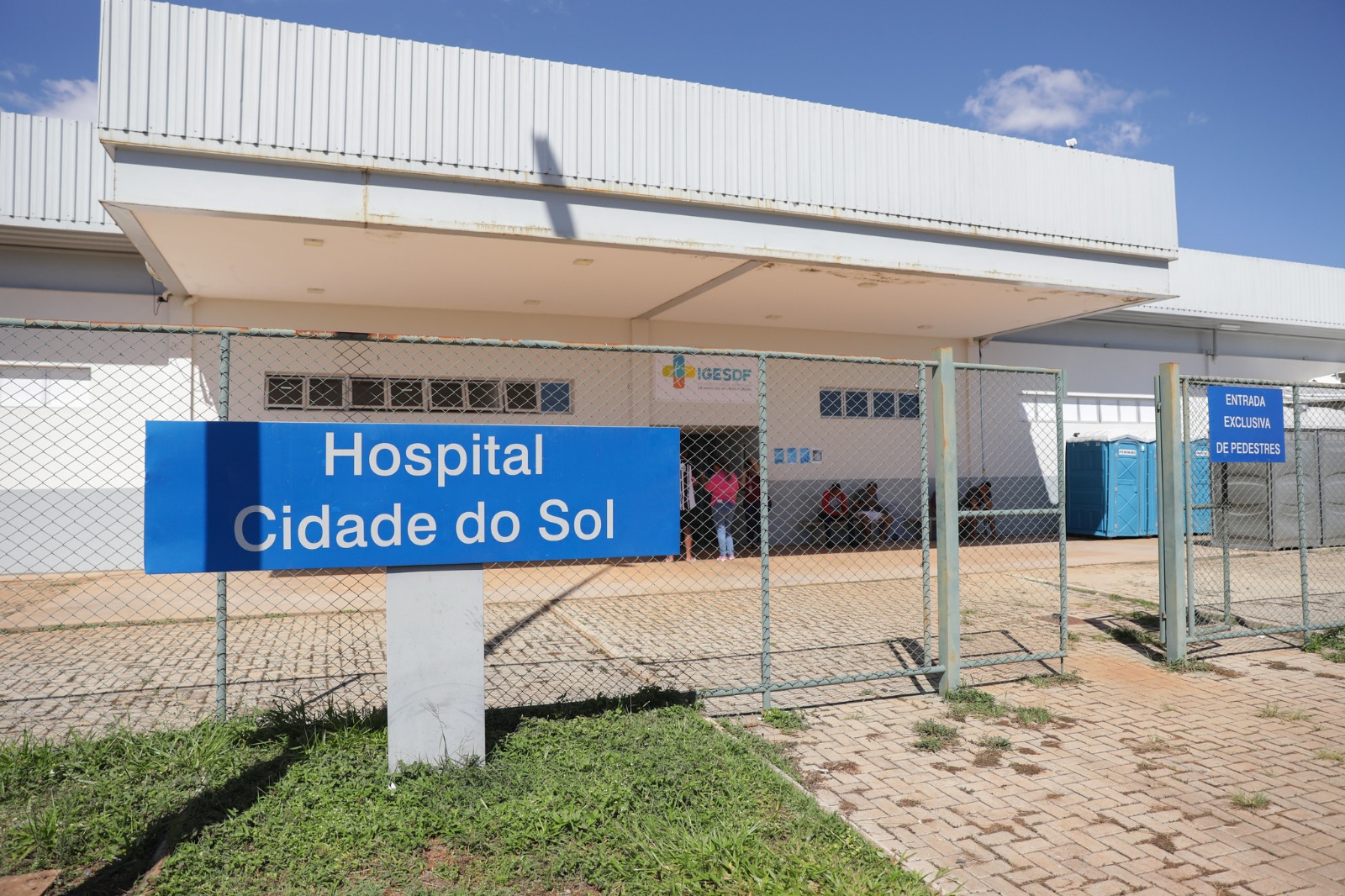 Hospital Cidade do Sol recebe visita técnica de parlamentar