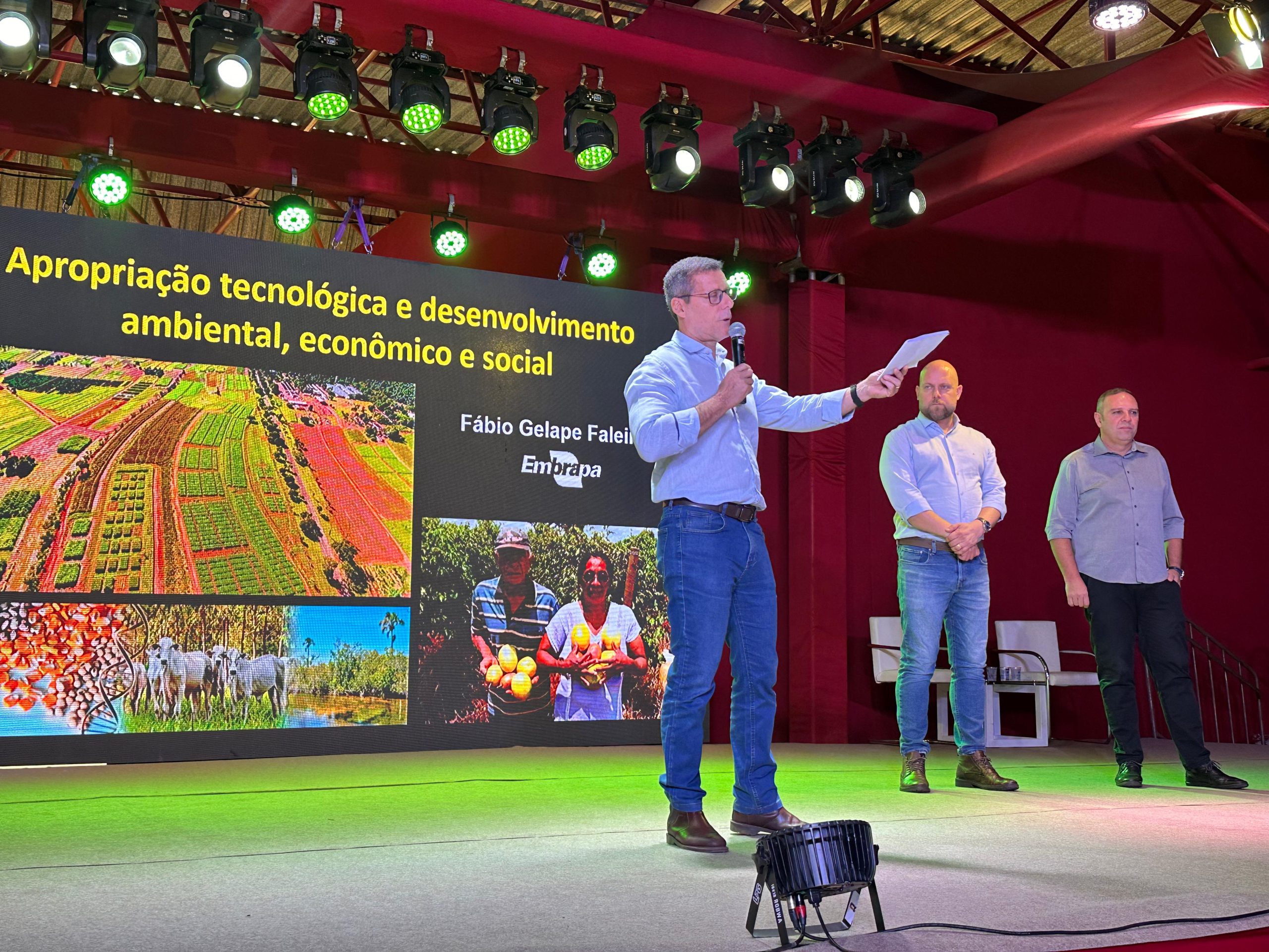 Produtores conhecem experiências de inovação tecnológica na ExpoAbra