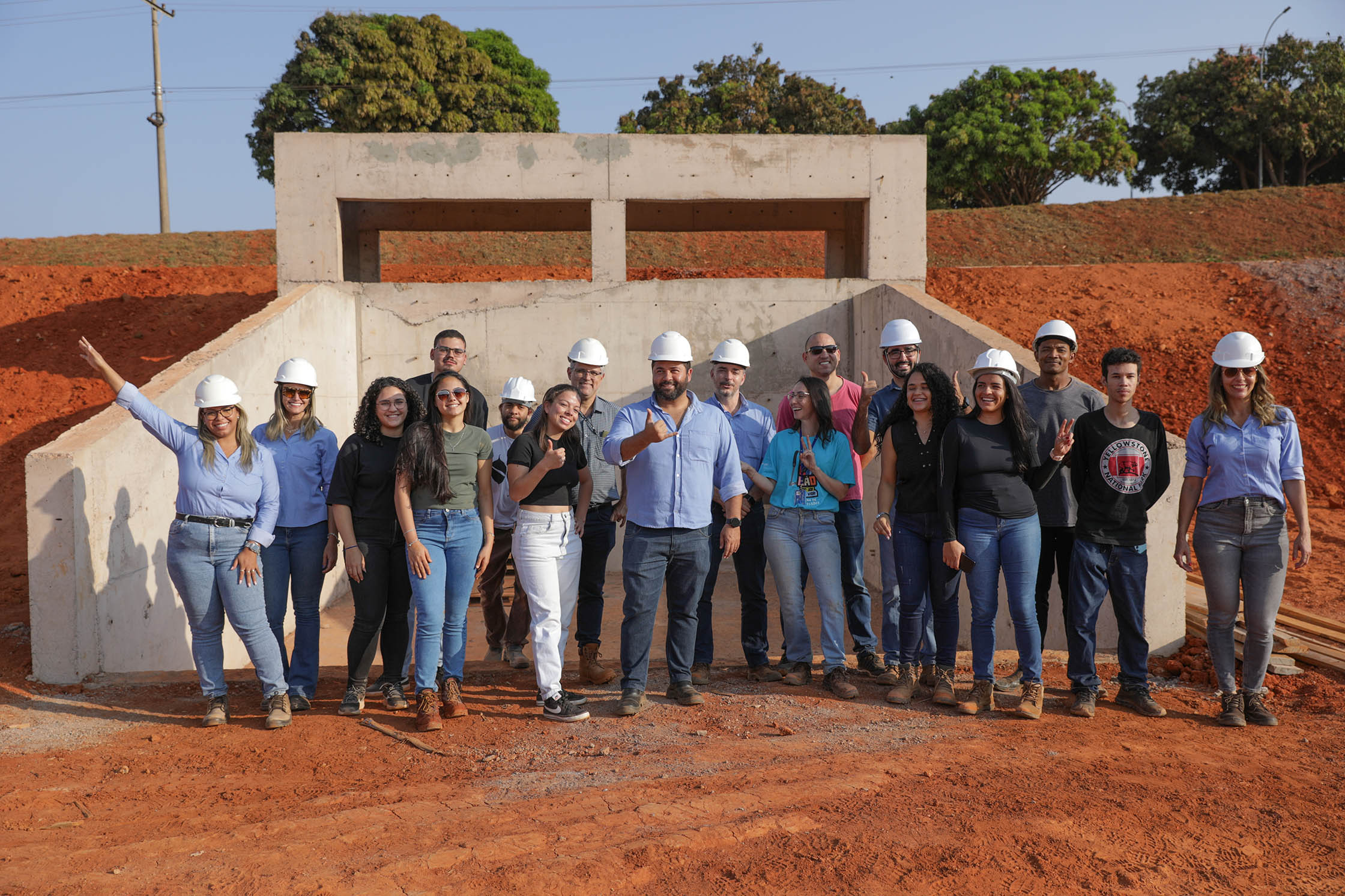 Obras do Drenar DF recebem estudantes de engenharia civil