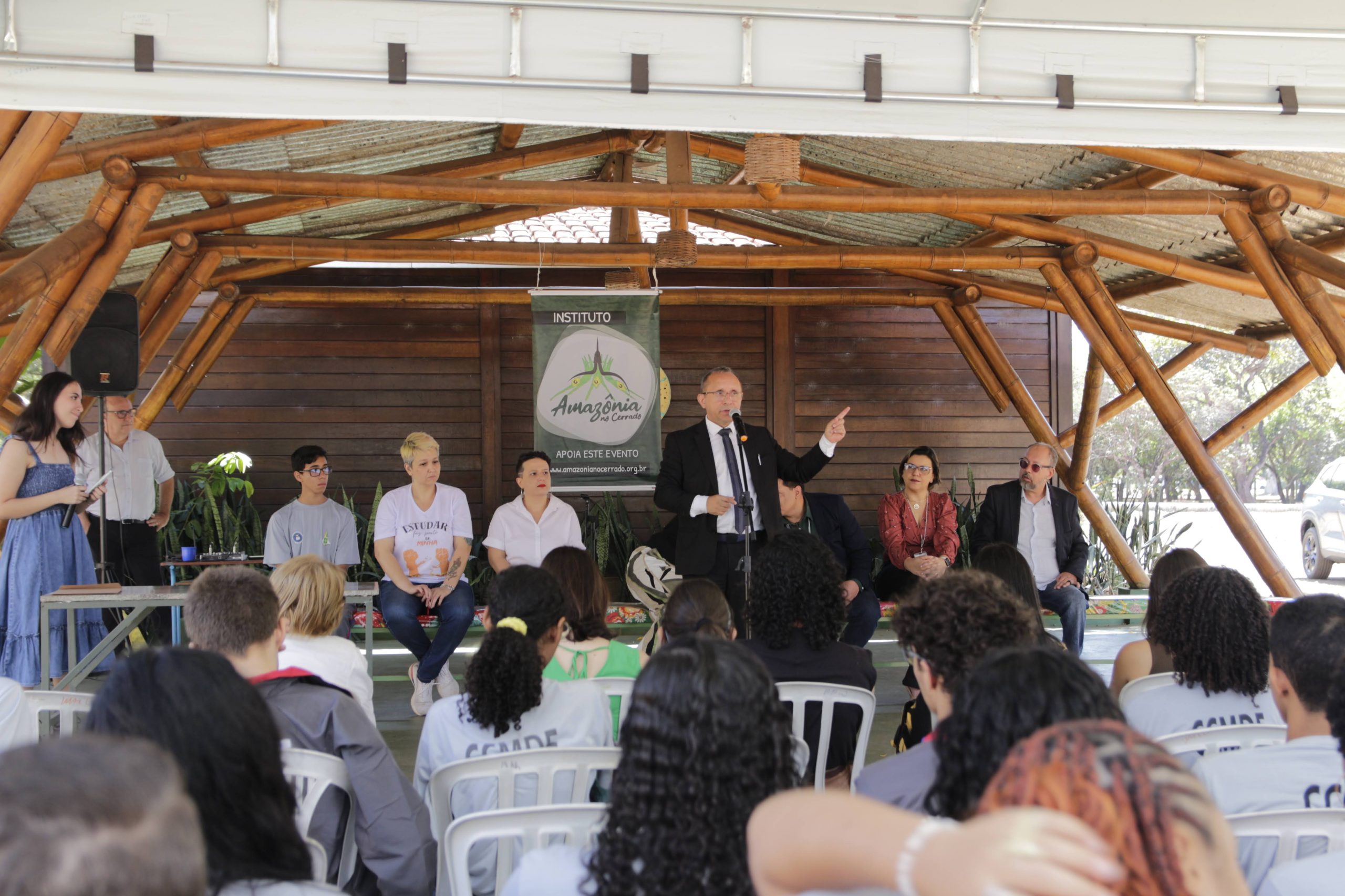 Concurso de redação destaca impacto das mudanças climáticas nos biomas Cerrado e Amazônia