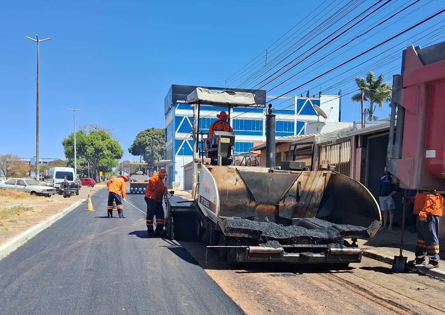 Recapeamento asfáltico melhora infraestrutura das vias de Taguatinga