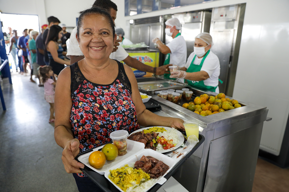 Restaurante Comunitário de Sobradinho II reabre com três refeições diárias e novas formas de pagamento