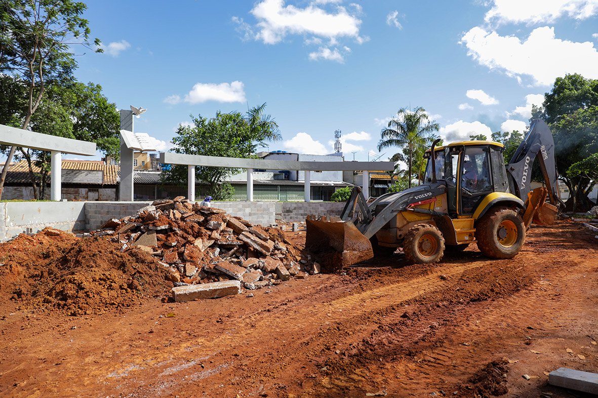 Reforma da Praça da Bíblia na Candangolândia amplia espaço de convivência para moradores da região