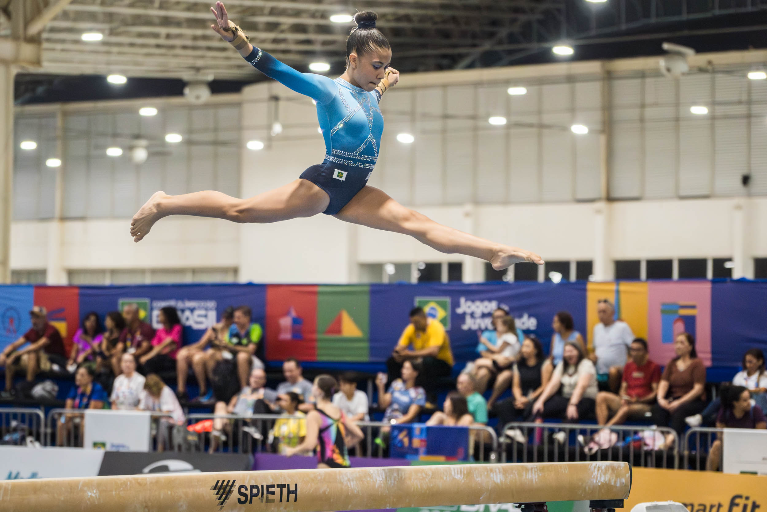 Atletas de ginástica artística do CEM Setor Leste disputarão finais por aparelhos