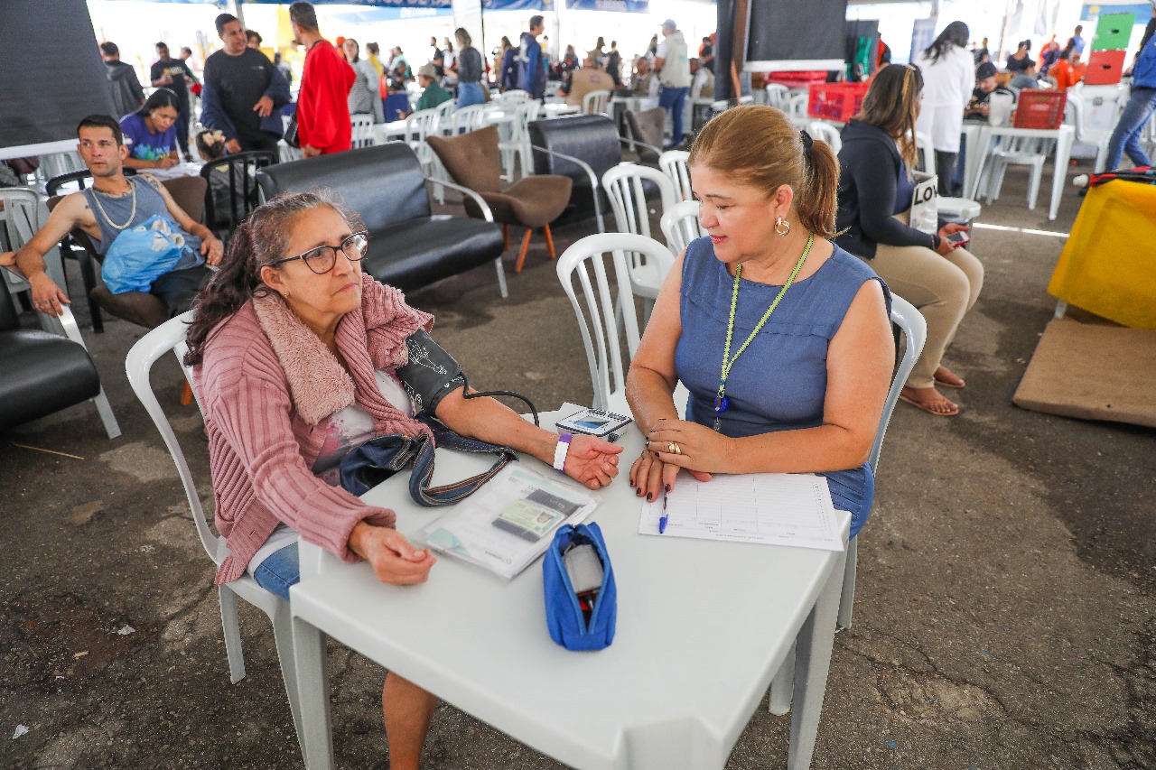 População idosa recebe atendimento especial no GDF Mais Perto do Cidadão, em Santa Maria