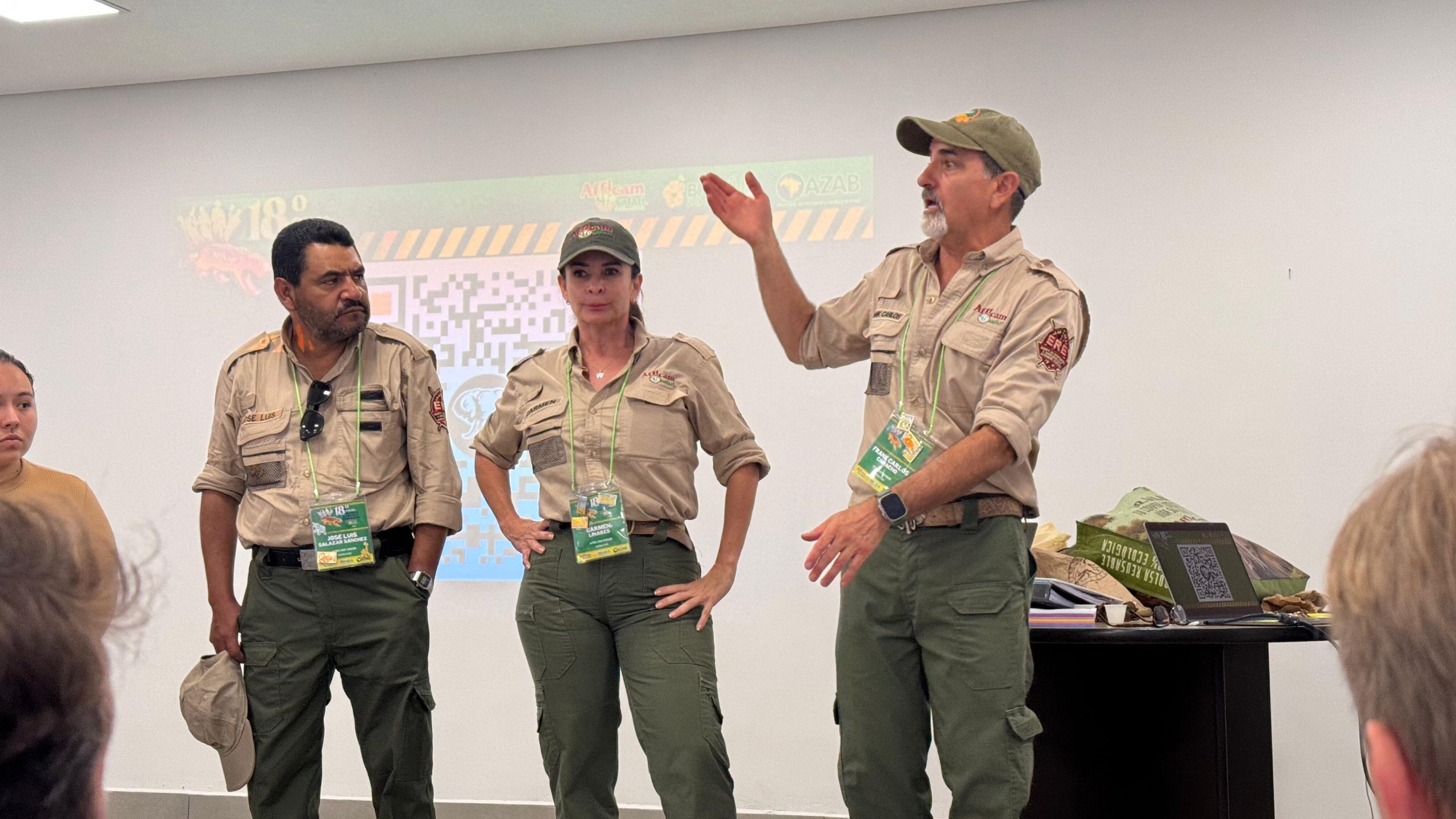 Zoológico promove curso de manejo de crises