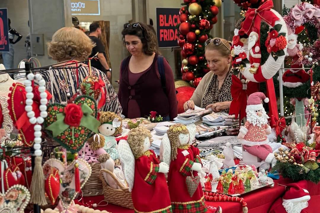 Feira da Lua oferece artesanato, gastronomia e diversão em edição especial de Natal