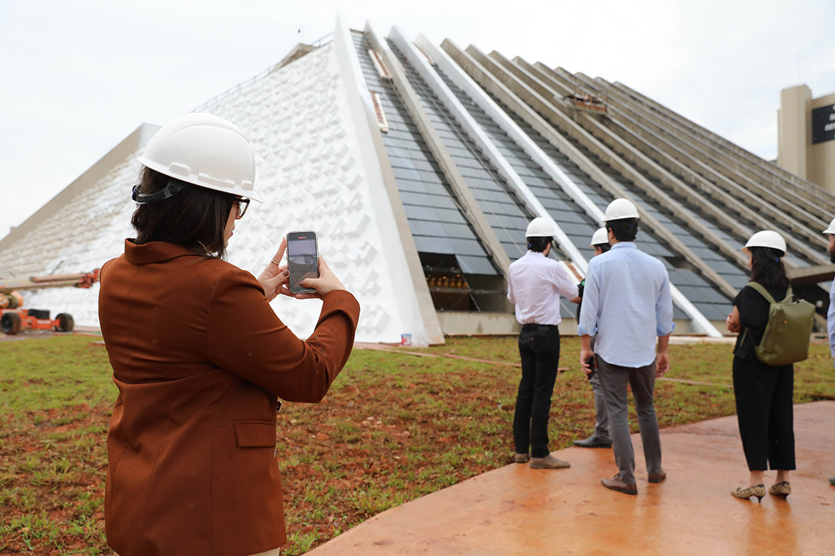 Na reta final das obras, Teatro Nacional Claudio Santoro recebe últimas visitas técnicas