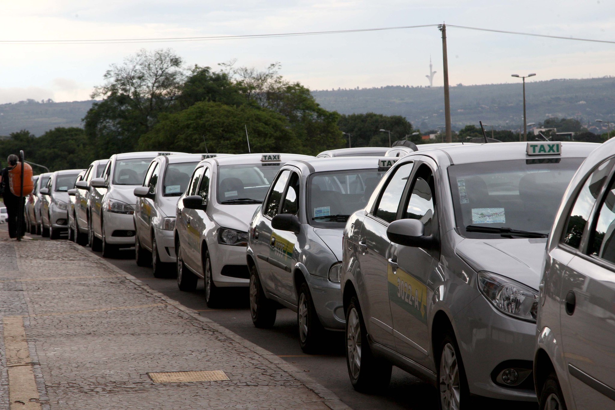 Táxis do Distrito Federal são autorizados a circular com novas tarifas