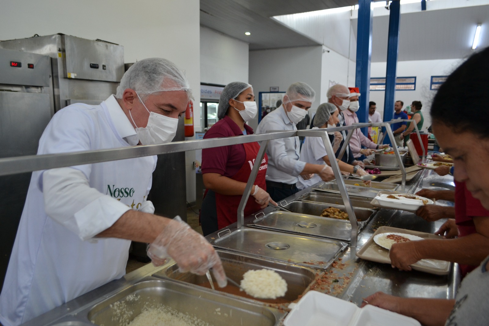 Almoço de Natal, Casa do Papai Noel e muita diversão no Restaurante Comunitário do Paranoá