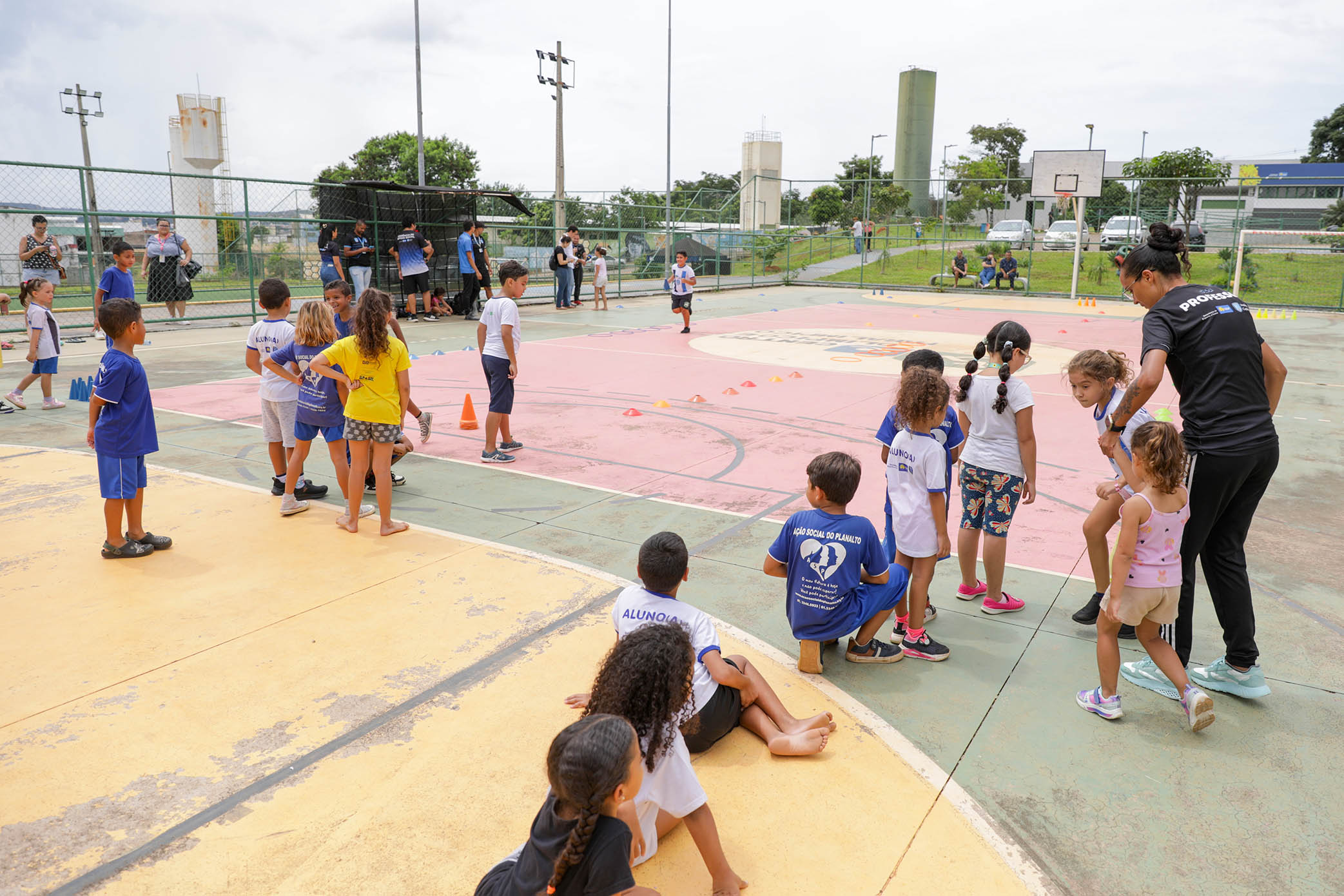 Colônia de Férias Inclusiva: Centro Olímpico de São Sebastião promove integração e diversão