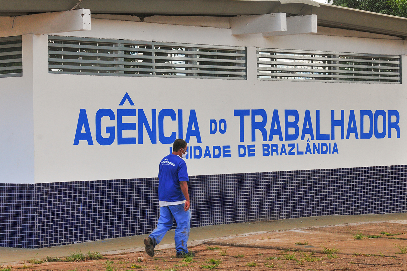 Vagas para administrador no Lago Norte ofertam salário de mais de R$ 4 mil nesta quinta (6)