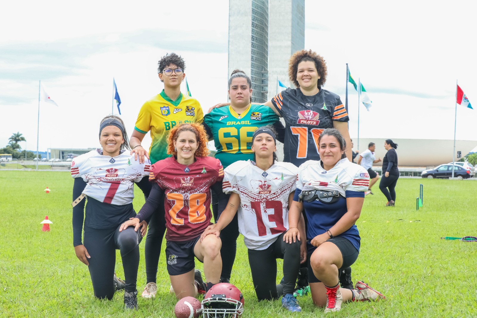 Com apoio do GDF, Brasília Pilots representa a capital em torneio de futebol americano na Colômbia