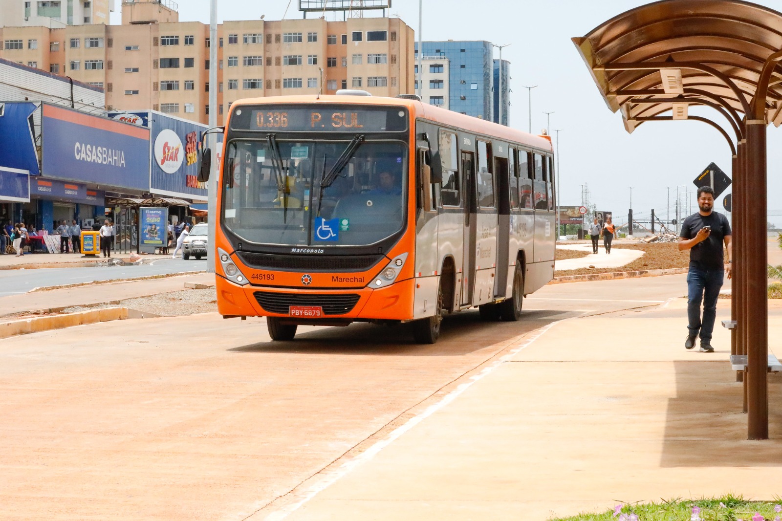 Mais nove linhas de ônibus começam a operar no boulevard do Túnel Rei Pelé