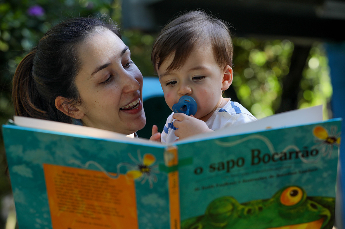 Projeto Bebê que Lê incentiva leitura desde a primeira infância