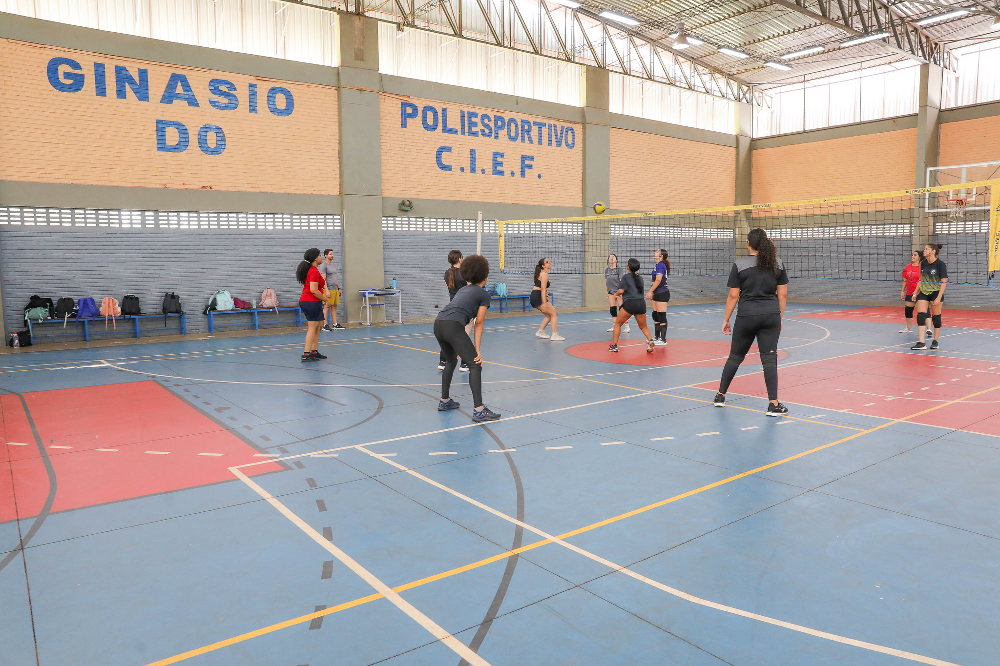 Centro Interescolar de Esportes (Cief) oferece 593 vagas gratuitas para crianças e adolescentes do DF