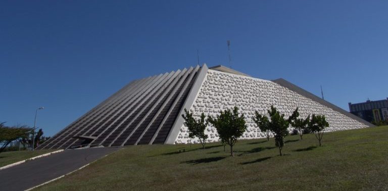 Conselheiros regionais de cultura recebem certificação nesta quarta (19), no Teatro Nacional